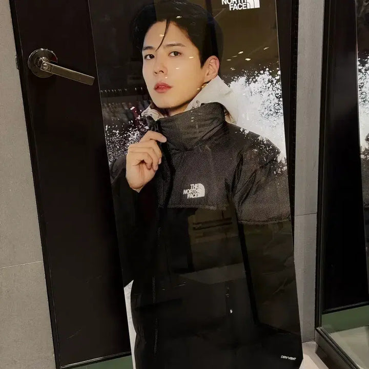 [BUNJANG] Park Bo Gum North Face Poster / 박보검