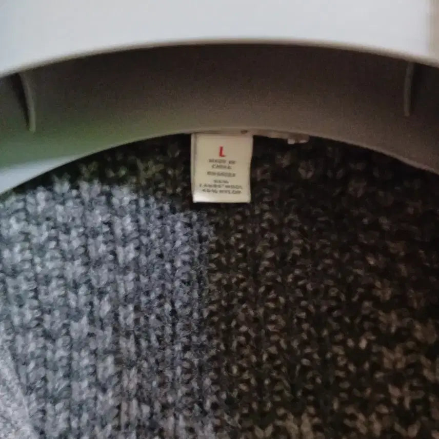 [BUNJANG] GAP Gray Shoulder Cardigan / GAP 그레이배색 숄더가디건 105-110