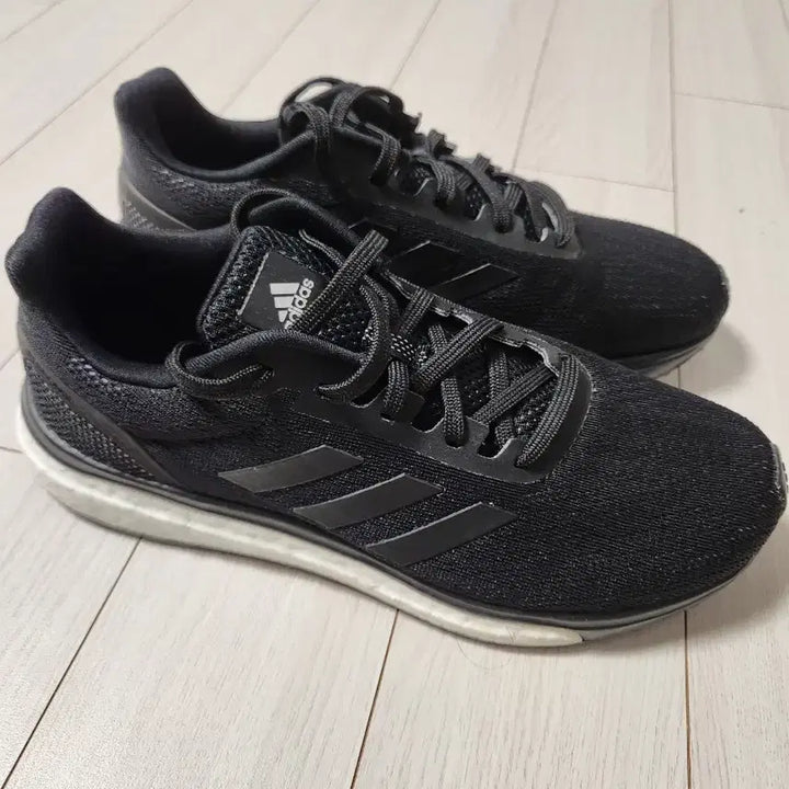 [BUNJANG] Adidas Response CQ0020 Running Shoes (Size 240) / 새상품급) 아디다스 운동화 리스판스 CQ0020 러닝화 사이즈240러