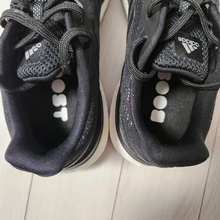 [BUNJANG] Adidas Response CQ0020 Running Shoes (Size 240) / 새상품급) 아디다스 운동화 리스판스 CQ0020 러닝화 사이즈240러