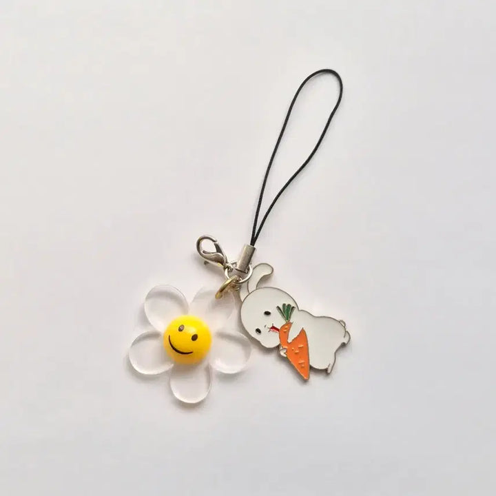 [BUNJANG] Cute Rabbit, Carrot, Smile Flower Bag Charm Keychain / 귀여운 토끼 당근 스마일 꽃 키링. 가방 키링