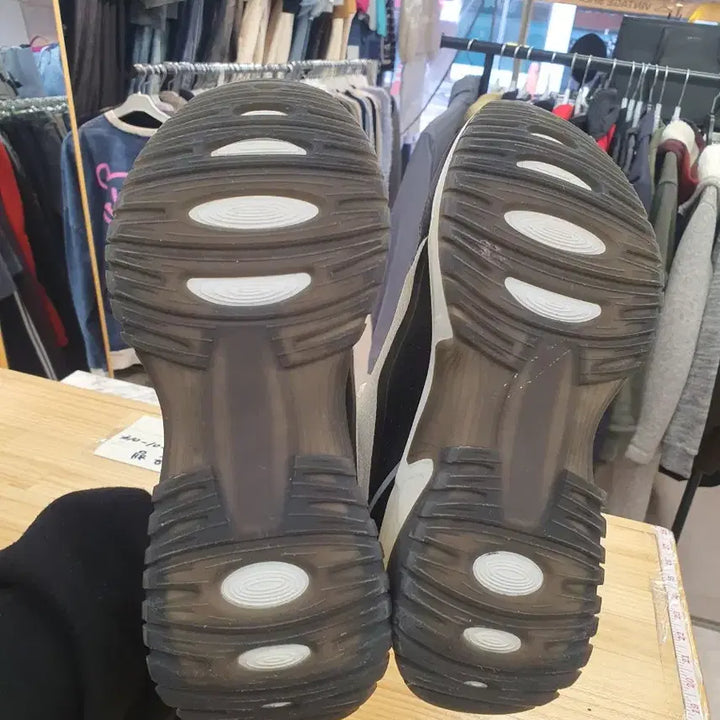 [BUNJANG] Gram Scandinavia 421g Ugly Sneakers / [상태좋음] 그램 스칸디나비아 421g 어글리 스니커즈 6cm (230)