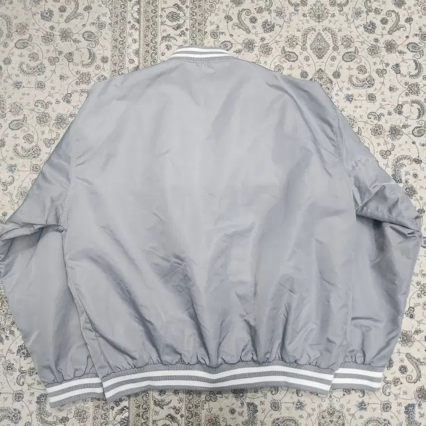 [BUNJANG] GAC Stadium Jumper Grey (Size 103-108) / GAC 객 스타디움  점퍼 그레이 (103-108)