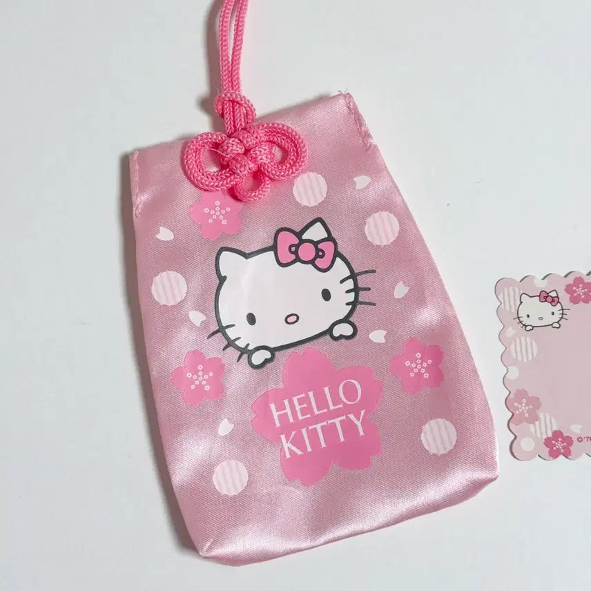 [BUNJANG] Sanrio Hello Kitty Omamori Pouch / 고전 키티 오마모리 부적 파우치 복주머니 헬로키티 산리오