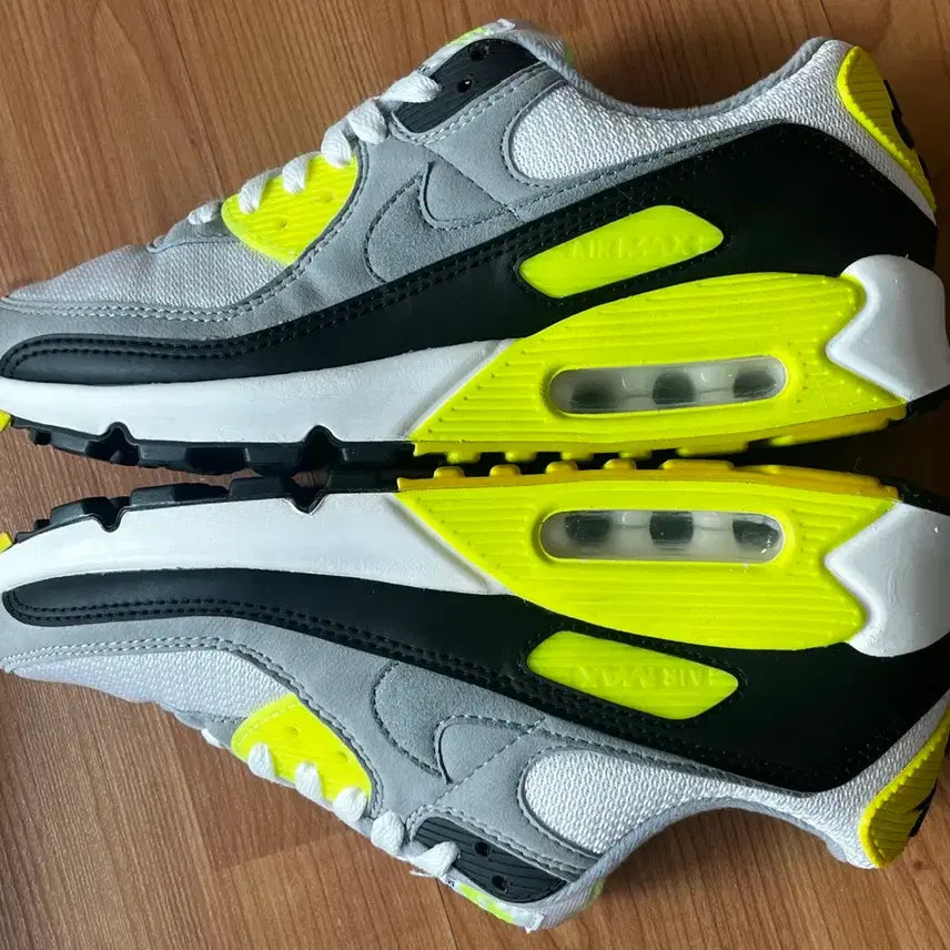 [BUNJANG] Nike Air Max 90 OG Volt Sneakers / 나이키 에어 맥스90 OG 볼트 255사이즈 판매