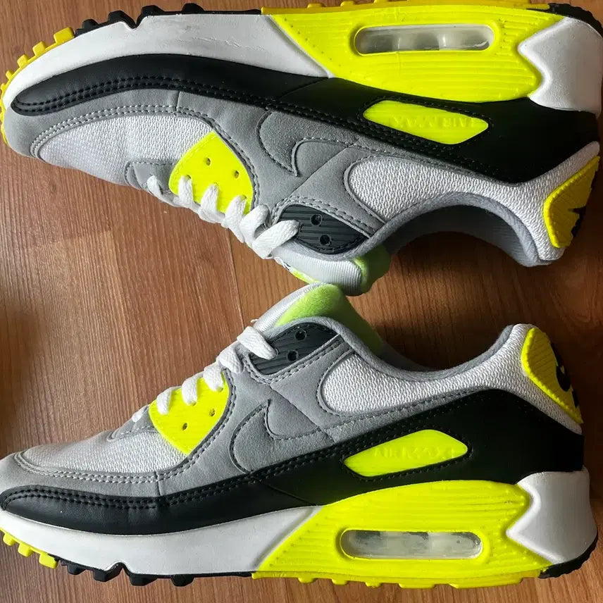 [BUNJANG] Nike Air Max 90 OG Volt Sneakers / 나이키 에어 맥스90 OG 볼트 255사이즈 판매