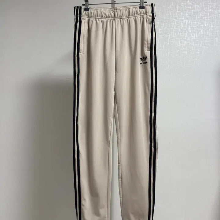 [BUNJANG] Adidas Originals Beige Training Pants XL / 아디다스 오리지널 트레이닝 팬츠 베이지 XL