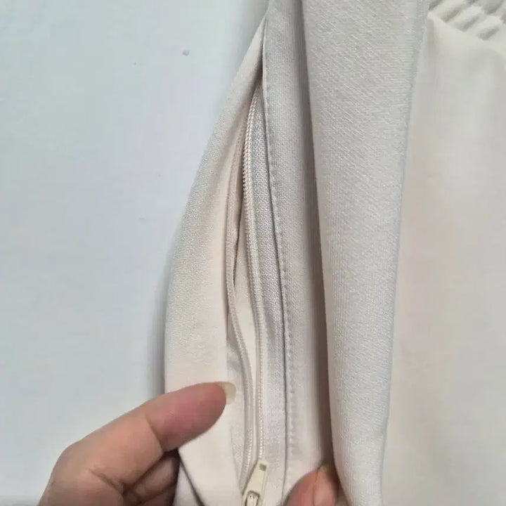 [BUNJANG] Nerdy Ivory Training Pants / 널디 아이보리 트레이닝 바지