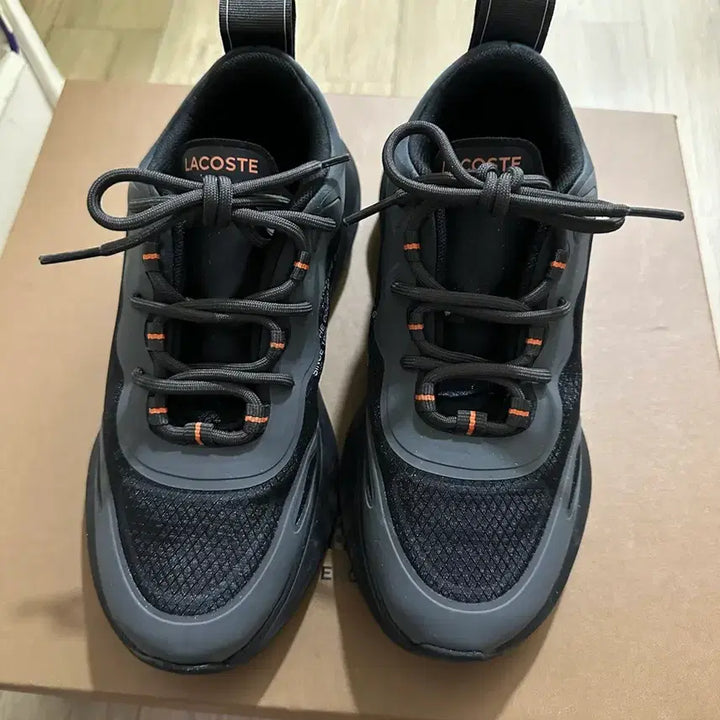 [BUNJANG] Lacoste Black Sneakers / 라코스테 블랙 스니커즈 운동화
