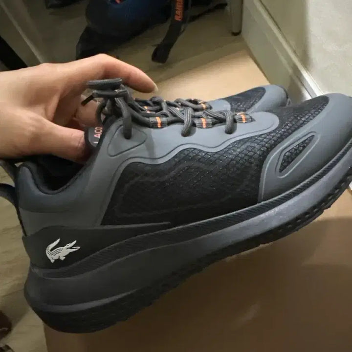 [BUNJANG] Lacoste Black Sneakers / 라코스테 블랙 스니커즈 운동화