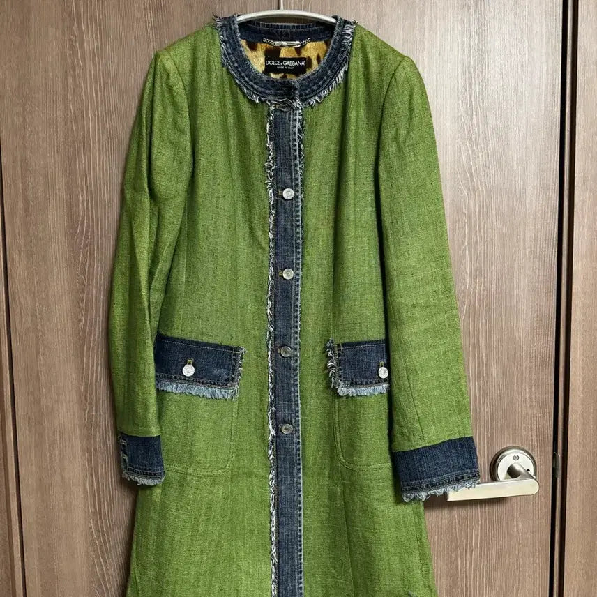[BUNJANG] Dolce &amp; Gabbana Tweed Jacket with Leopard Lining / 돌체앤가바나 트위드 자켓