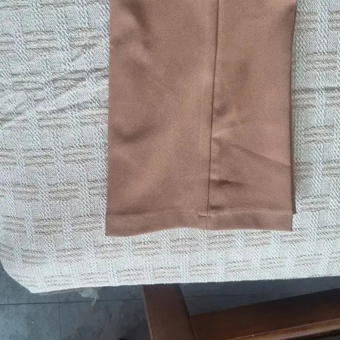 [BUNJANG] Wide Fit Brown Slacks (Women&