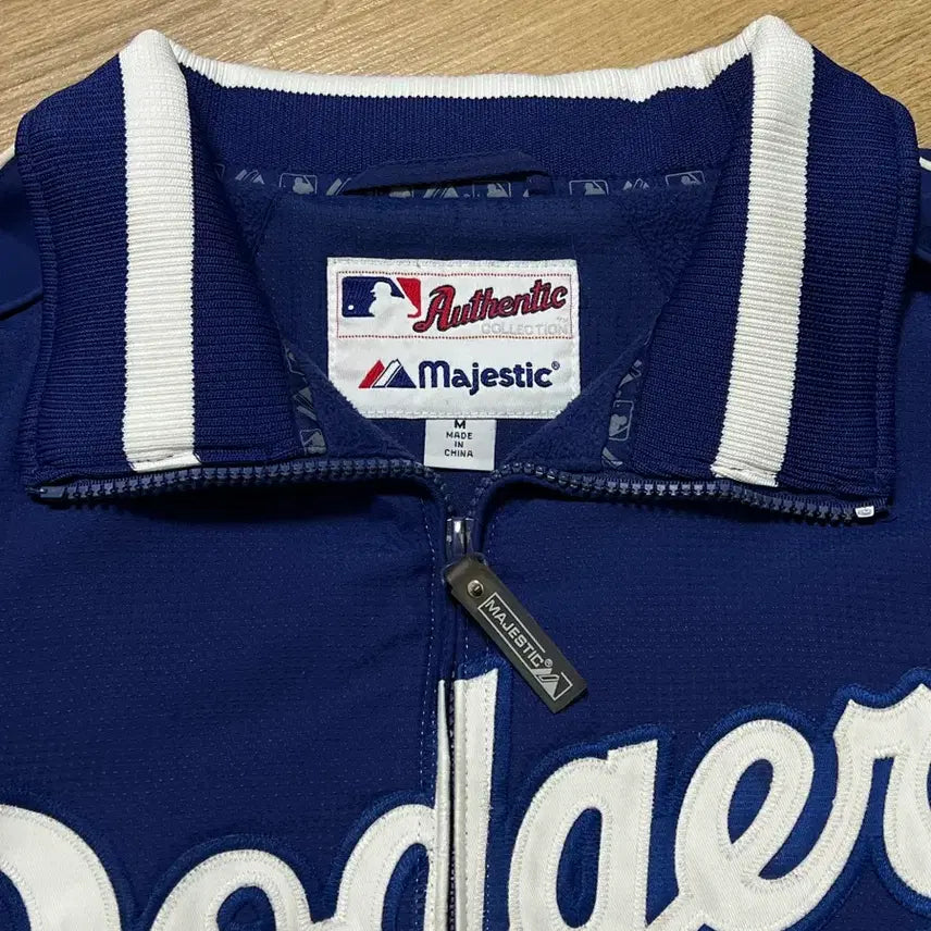 [BUNJANG] Majestic LA Dodgers Authentic Jacket (Size M) / M) la 다저스 마제스틱 어센틱 자켓 majestic