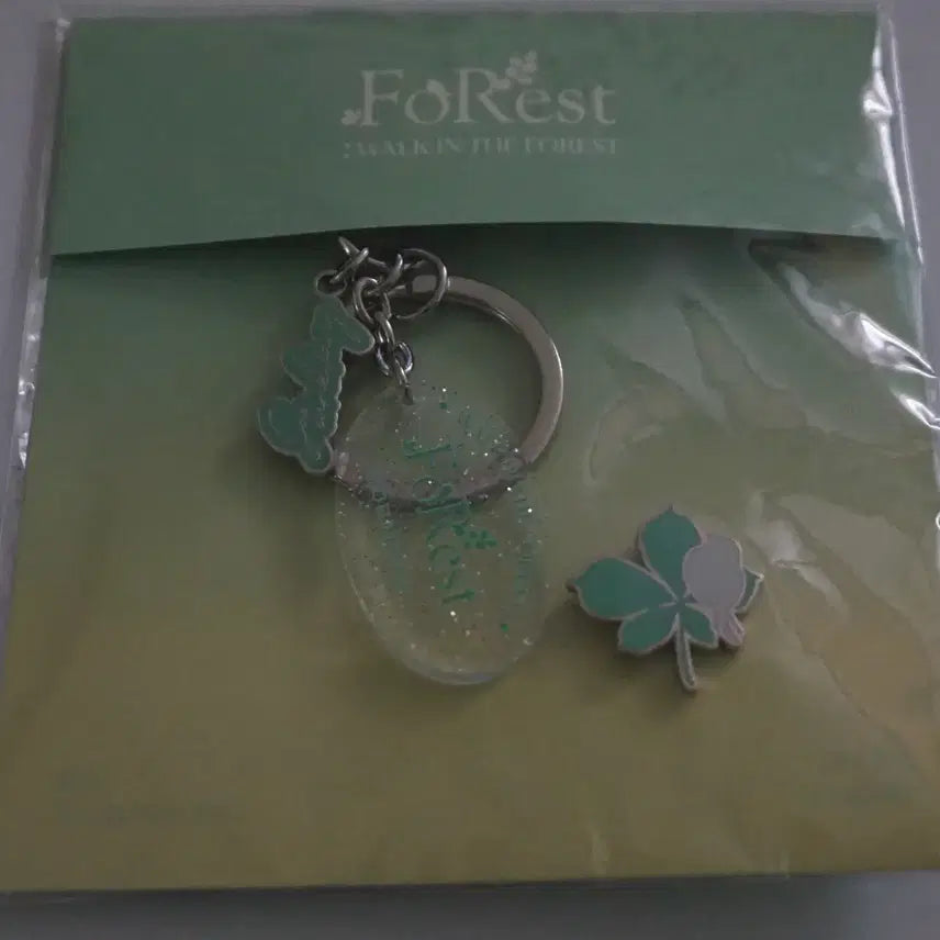 [BUNJANG] BTOB Seo Eun-kwang 2020 Online Concert MD Keyring &amp; Badge Set / 2020년 서은광 온라인콘서트 엠디 키링&amp;배지 세트