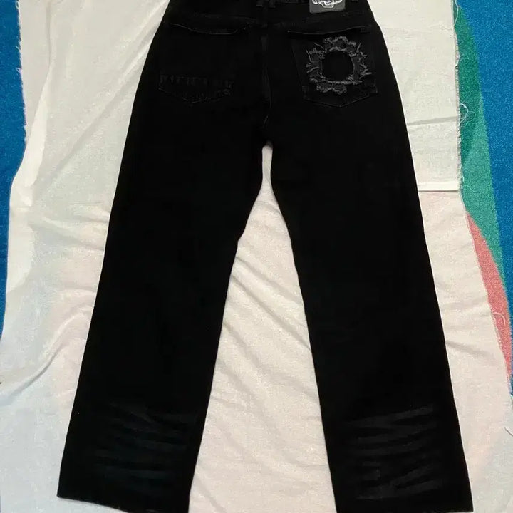 [BUNJANG] Insane Garage Smoke Rise Studded Denim Jeans / 인세인개러지 스모크라이즈 스터드 데님