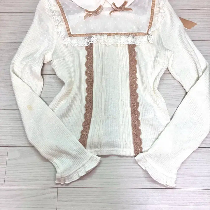 [BUNJANG] Liz Lisa Lace Ribbon Blouse / 리즈리사 레이스 리본 블라우스 니트 라떼갸루 모리걸 히메갸루 로리타 일브