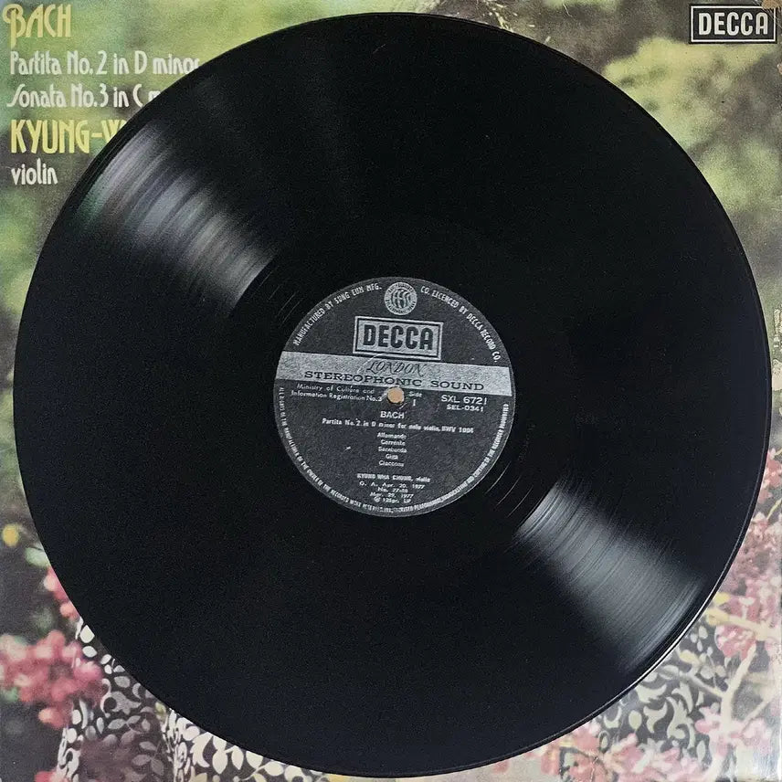 [BUNJANG] Kyung-Wha Chung Bach Partita No. 2 &amp; Sonata No. 3 LP Record / LP 정경화 - 바흐 파르티타 2번 &amp; 소나타 3번
