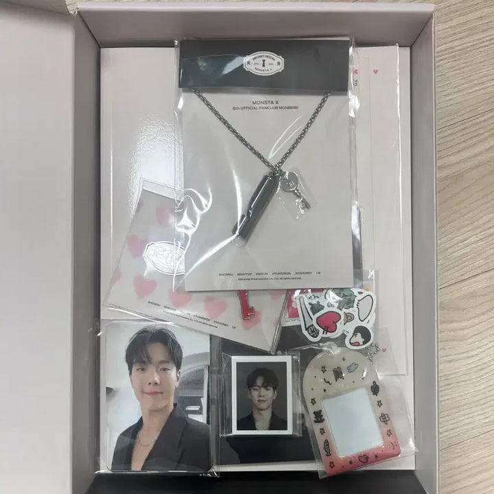 [BUNJANG] MONSTA X MONBEBE 8th Fanclub Kit / 몬스타엑스 몬베베 8기 팬클럽 키트 팝니다