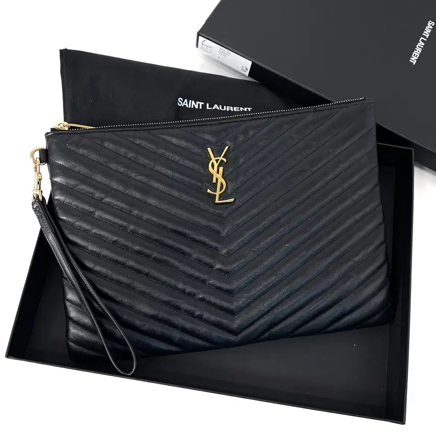 [BUNJANG] Saint Laurent Monogram Matelassé Clutch Bag Black / [100%정품] 생로랑 모노그램 마틀라세 클러치백 블랙 (559193
