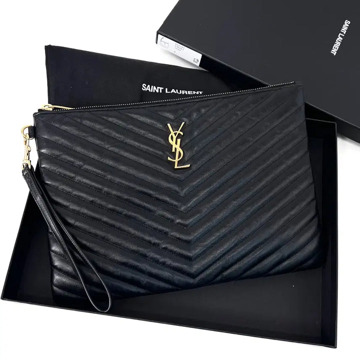 [BUNJANG] Saint Laurent Monogram Matelassé Clutch Bag Black / [100%정품] 생로랑 모노그램 마틀라세 클러치백 블랙 (559193