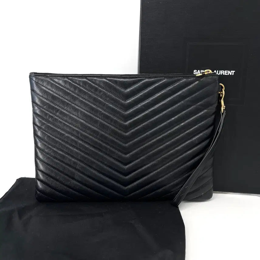 [BUNJANG] Saint Laurent Monogram Matelassé Clutch Bag Black / [100%정품] 생로랑 모노그램 마틀라세 클러치백 블랙 (559193