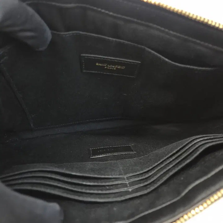 [BUNJANG] Saint Laurent Monogram Matelassé Clutch Bag Black / [100%정품] 생로랑 모노그램 마틀라세 클러치백 블랙 (559193