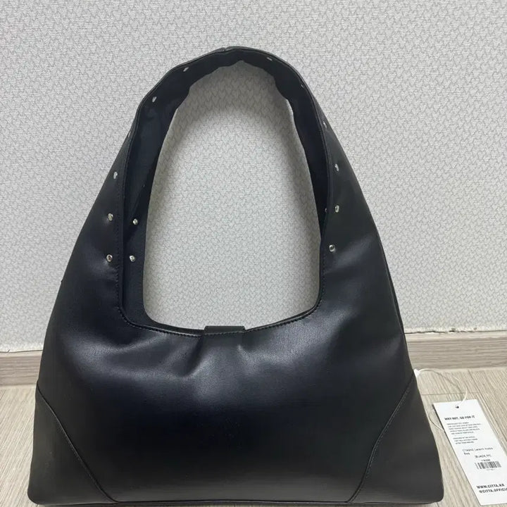 [BUNJANG] CITTA Retent Hobo Bag / CITTA  씨타 레턴트 호보백 반값