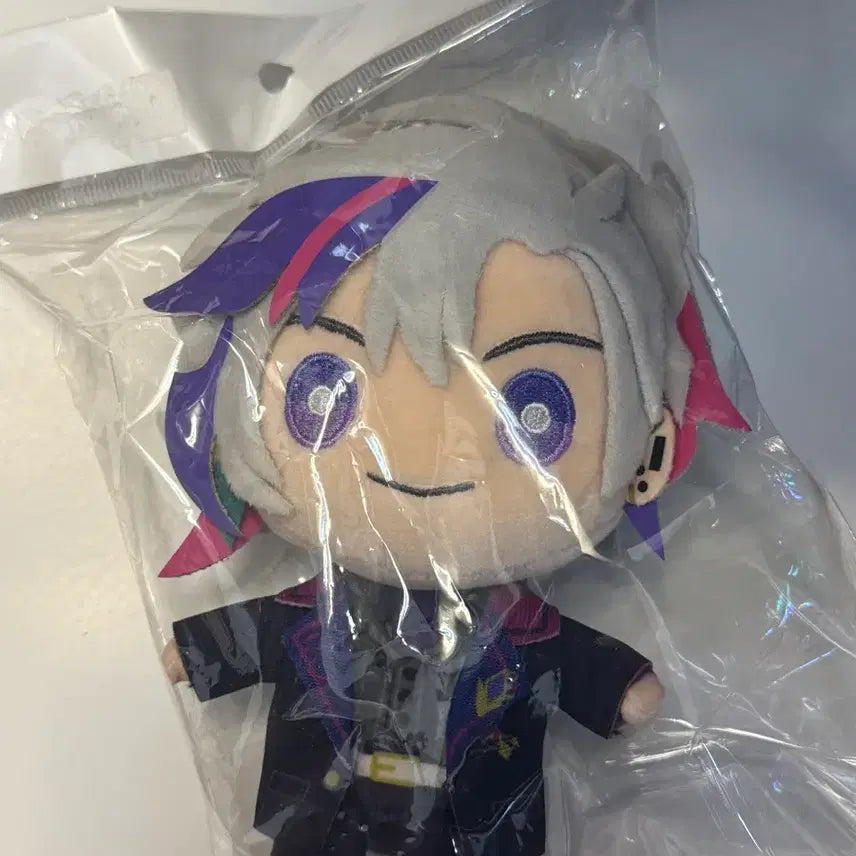 [BUNJANG] Nijisanji RoFumao Fuwa Minato Nui Plush / 니지산지 로후마오 후와미나토 누이 니지누이
