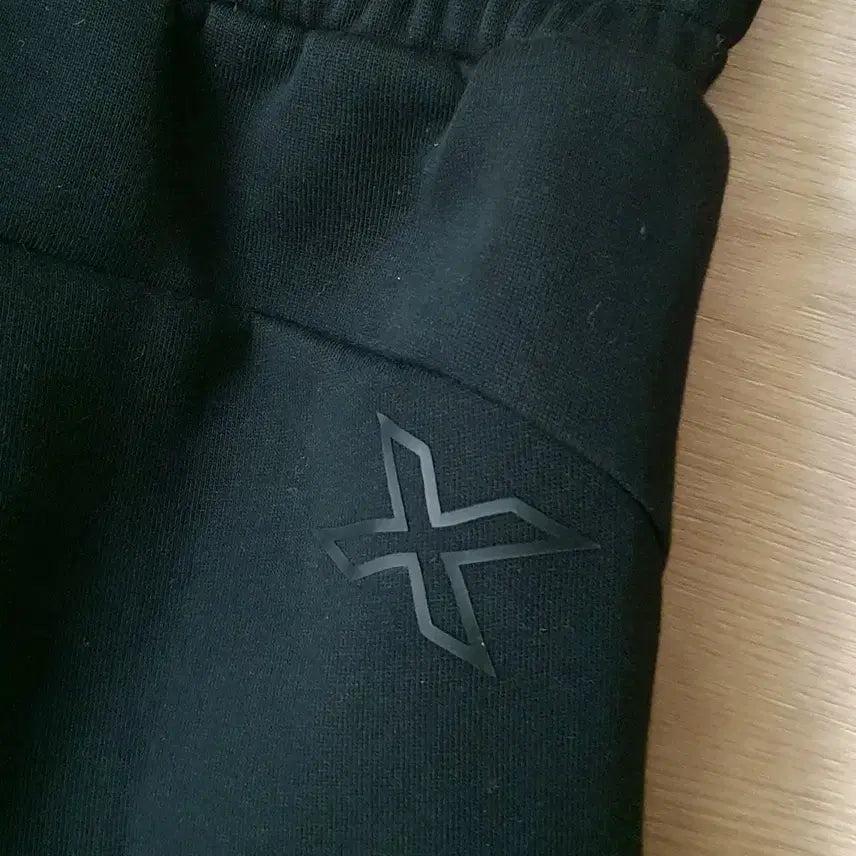 [BUNJANG] 2XU Commute Track Pants XS - Black / 2xu커뮤트 트랙팬츠 조거추리닝 운동복바지 xs 블랙