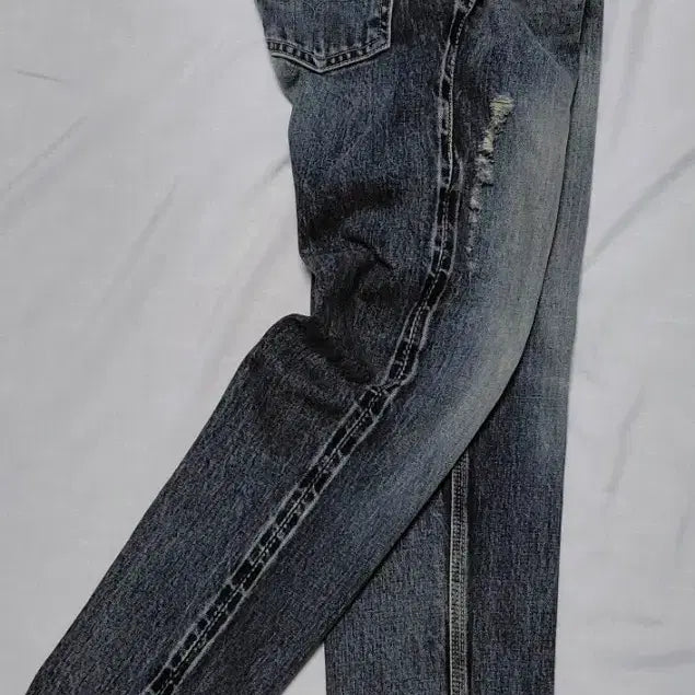 [BUNJANG] Rodeo Crowns Heavy Damage Selvedge Denim Jeans / [Selvedge/26] Rodeo Crowns 헤비 데미지 셀비지 데님