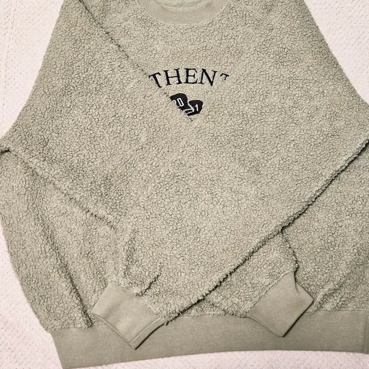 [BUNJANG] Sienne Fleece Sweatshirt / 시엔느 뽀글이 맨투맨