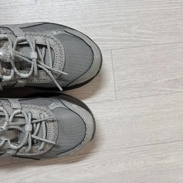 [BUNJANG] Asics Atmos Pink OHOAS Gel-1130 Sneakers / 아식스 x 아트모스 핑크 x 오호스 콜라보 젤 1130 240 사이즈