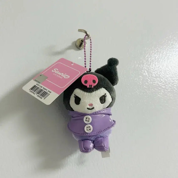 [BUNJANG] Sanrio Kuromi Raincoat Keyring / 산리오 쿠로미 키링