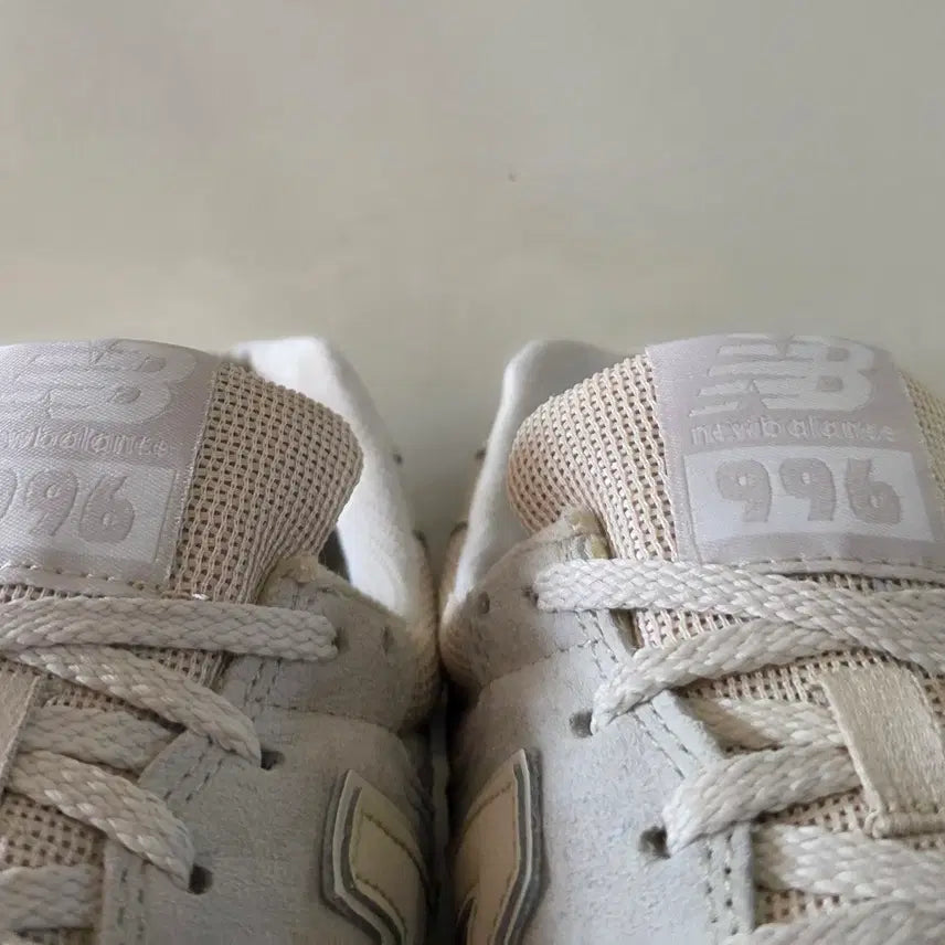 [BUNJANG] New Balance 996v2 Classic Beige Sneakers / [275] 뉴발란스 996v2 클래식 베이지ㅡ단종매물,최저가