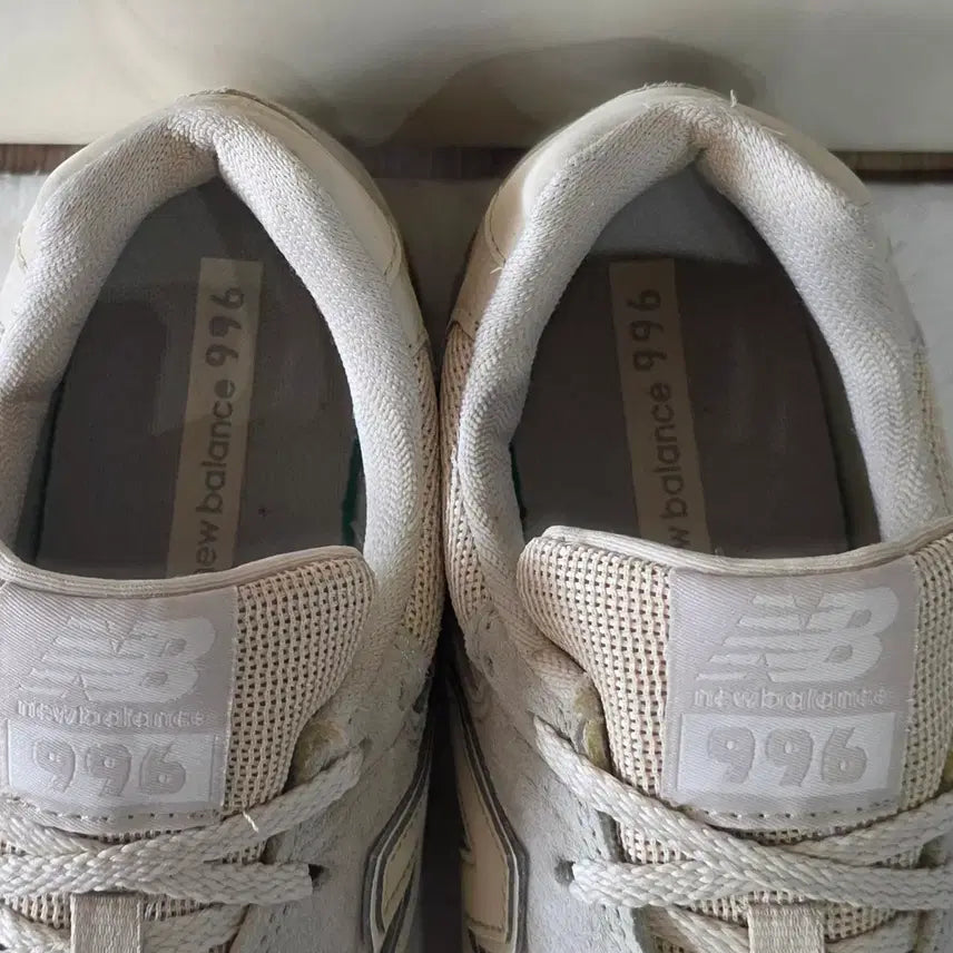 [BUNJANG] New Balance 996v2 Classic Beige Sneakers / [275] 뉴발란스 996v2 클래식 베이지ㅡ단종매물,최저가