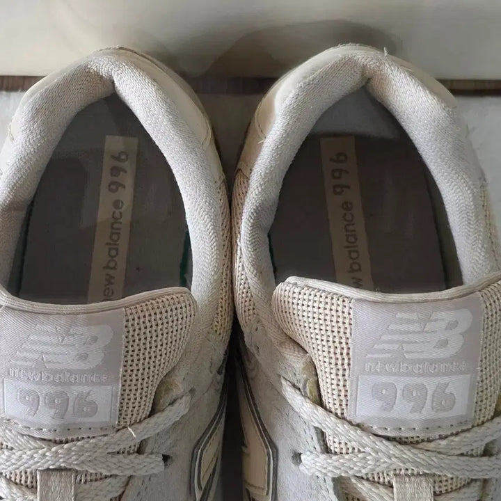 [BUNJANG] New Balance 996v2 Classic Beige Sneakers / [275] 뉴발란스 996v2 클래식 베이지ㅡ단종매물,최저가