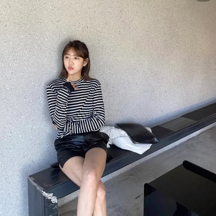 [BUNJANG] Luh A17H Striped Half-Neck T-Shirt / 루흐 a17h 스트라이프 하프넥티