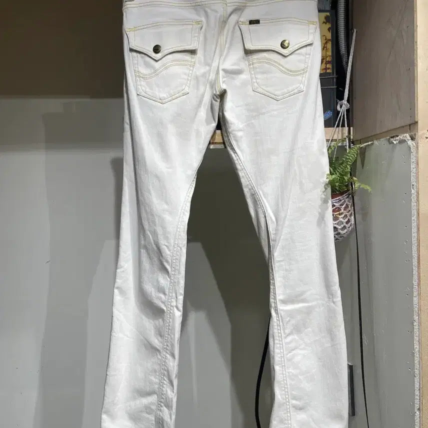 [BUNJANG] Lee Western White Jeans / Lee 웨스턴 화이트진