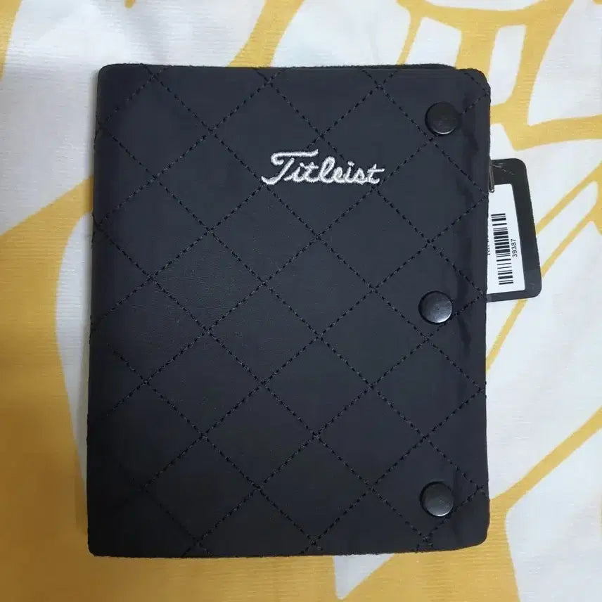 [SOLD OUT] 타이틀리스트 블랙 퀼팅 넥워머