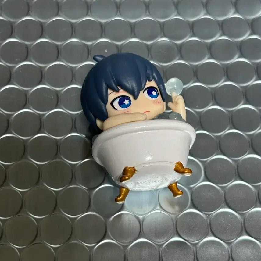 [BUNJANG] Blue Lock Isagi Yoichi Bubble Bath Tub Gacha Figure / 블루록 버블탄 목욕 욕조 가챠 이사기 요이치