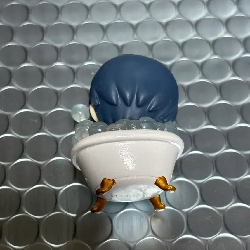 [BUNJANG] Blue Lock Isagi Yoichi Bubble Bath Tub Gacha Figure / 블루록 버블탄 목욕 욕조 가챠 이사기 요이치