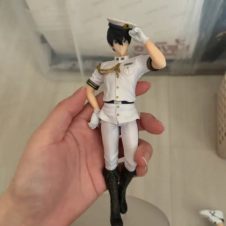 [BUNJANG] Free! Haruka Nanase Uniform Figure / (급처)free! 나나세 하루카 제복 피규어