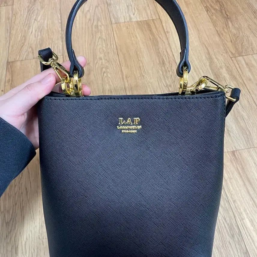 [BUNJANG] Lap Adella Small Tote Bag Crossbody / Lap 아델라 스몰 토트백 크로스백