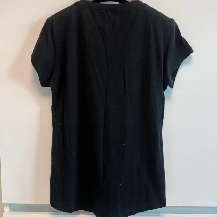 [BUNJANG] Benetton Sisley Black T-shirt / 베네통 시슬리 검정 티셔츠