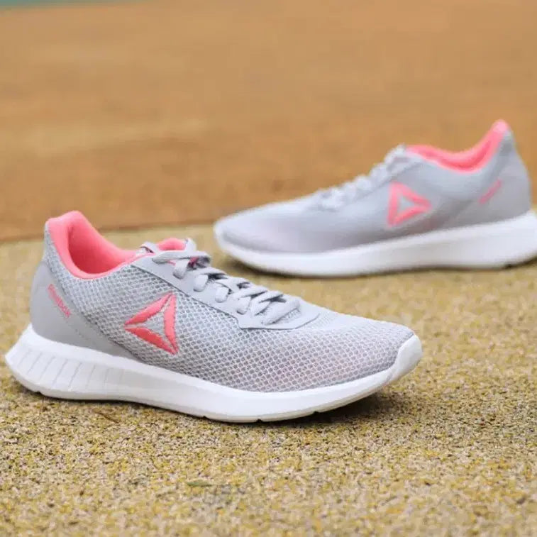 [BUNJANG] Reebok Mesh Sneakers Gray/Pink 225 / 새상품.리복 메쉬 운동화 그레이/핑크 225사이즈