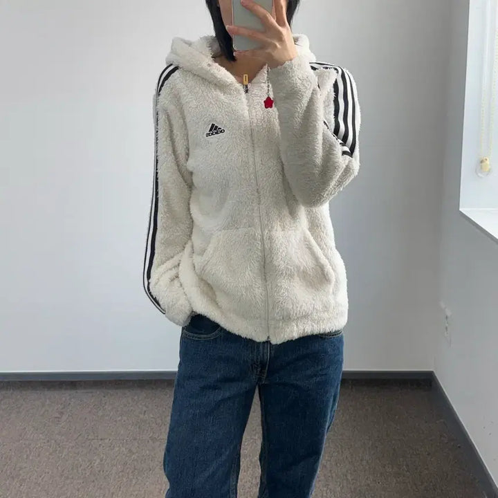 [SOLD OUT] Adidas 아디다스 삼각로고 아이보리 후리스 집업