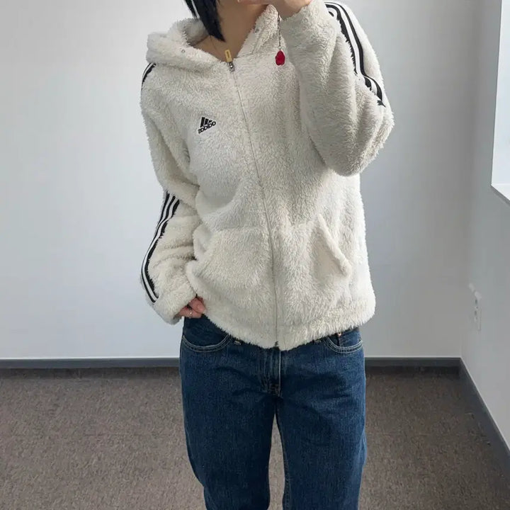 [SOLD OUT] Adidas 아디다스 삼각로고 아이보리 후리스 집업