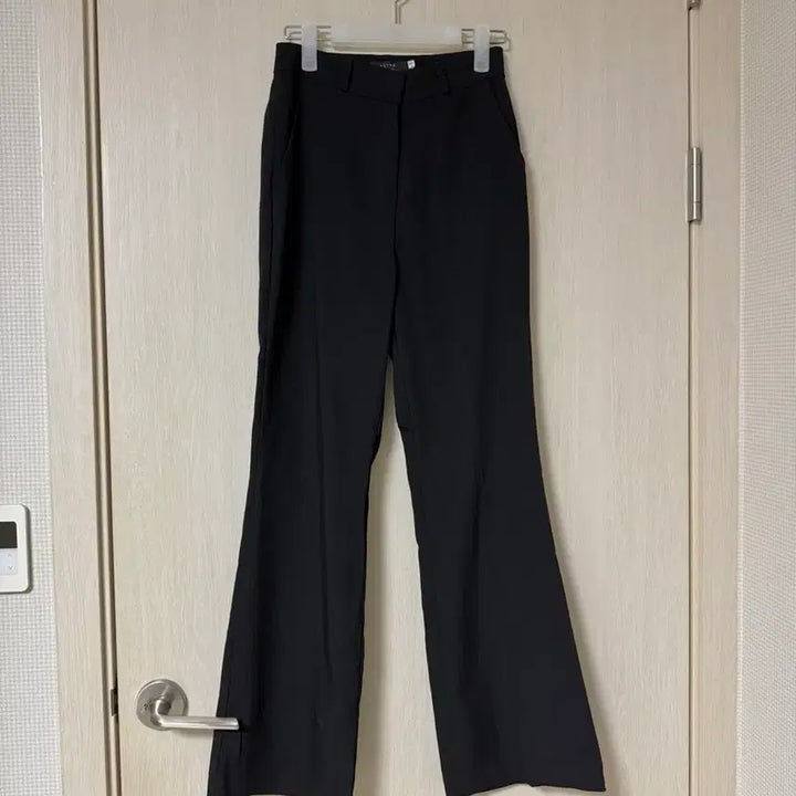 [BUNJANG] Reine Mirror Long Bootcut Pants / 렌느 reine 가을미러롱부츠컷팬츠 블랙 long, M (보관상품)