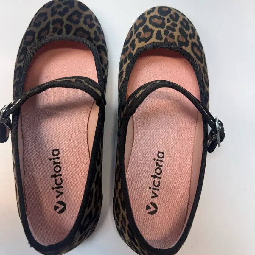 [BUNJANG] Victoria Flat Shoes / 빅토리아 플렛 슈즈
