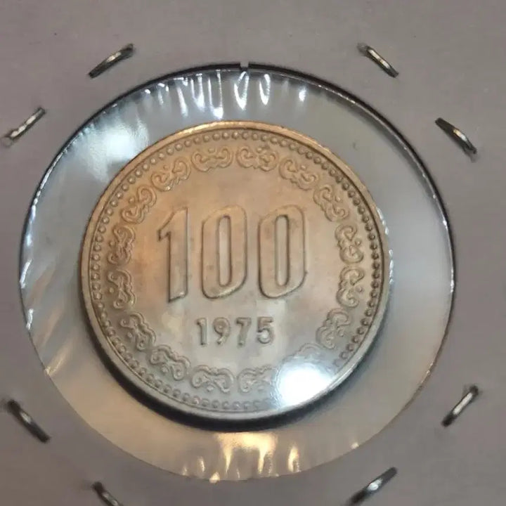 [BUNJANG] Republic of Korea 100 Won Coin / 대한민국 백원 동전